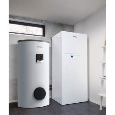 versoTHERM plus VWL 57/5 (5.65 kW) Innen aufgestellte Luft/Wasser-Wärmepumpe